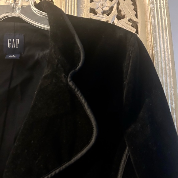 GAP black velvet blazer jacket velveteen long sleeves sleeve buttons Size 6 - Picture 3 of 9
